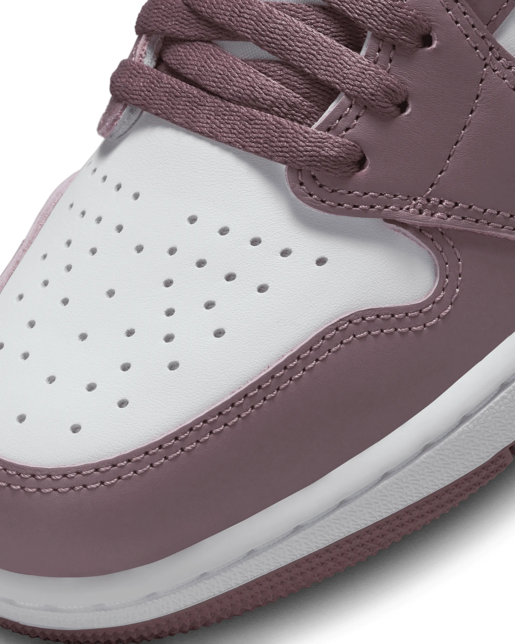 Air Jordan 1 Retro High Og - White / Sky J Mauve-White