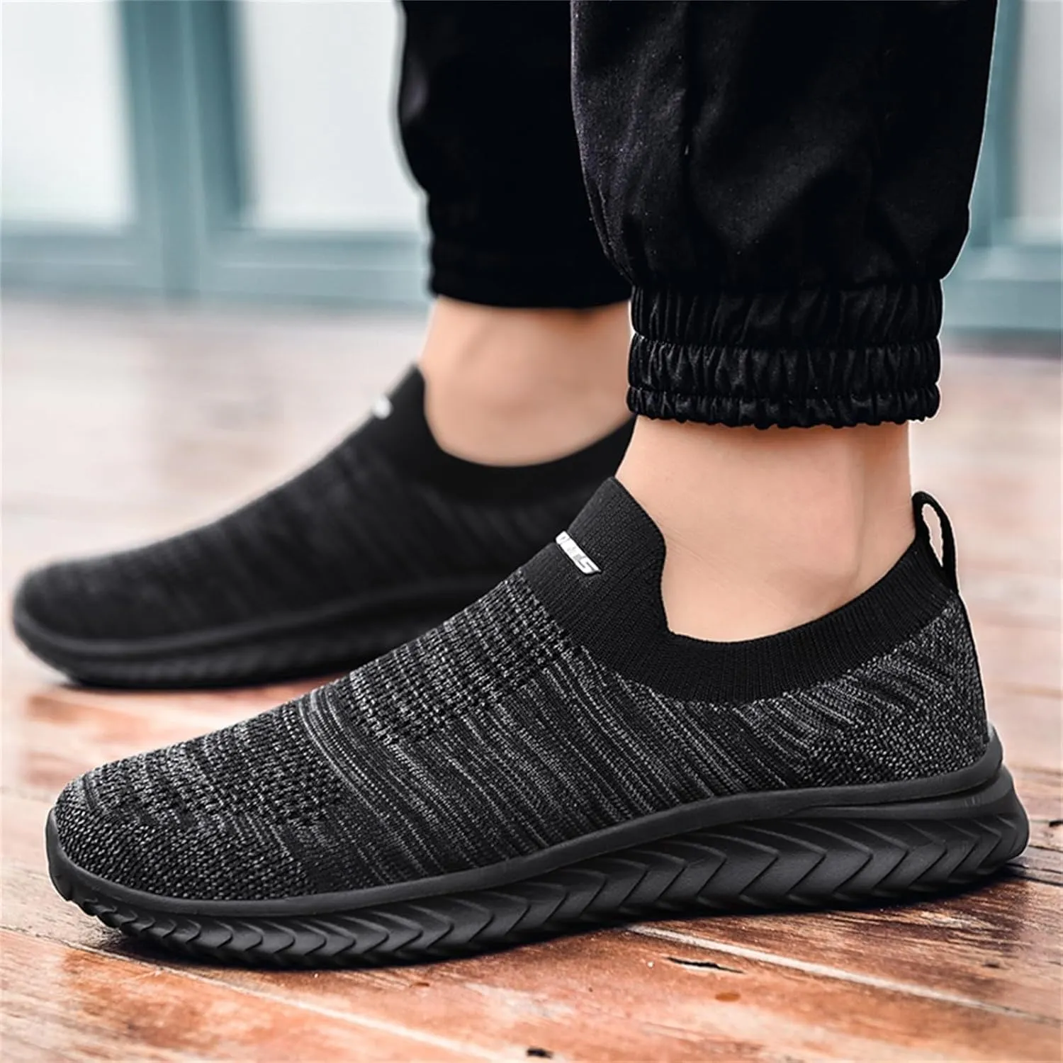 Mens Loafers & Slip-Ons Mesh Breathable Comfortable and Fashionable Men's Slip On Soft Soled Sports Shoes