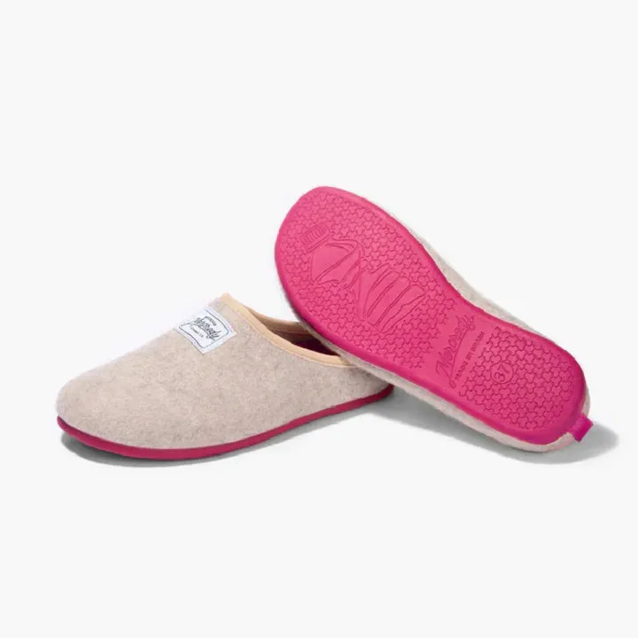 Mercredy Women's Slippers, White & Fuschia