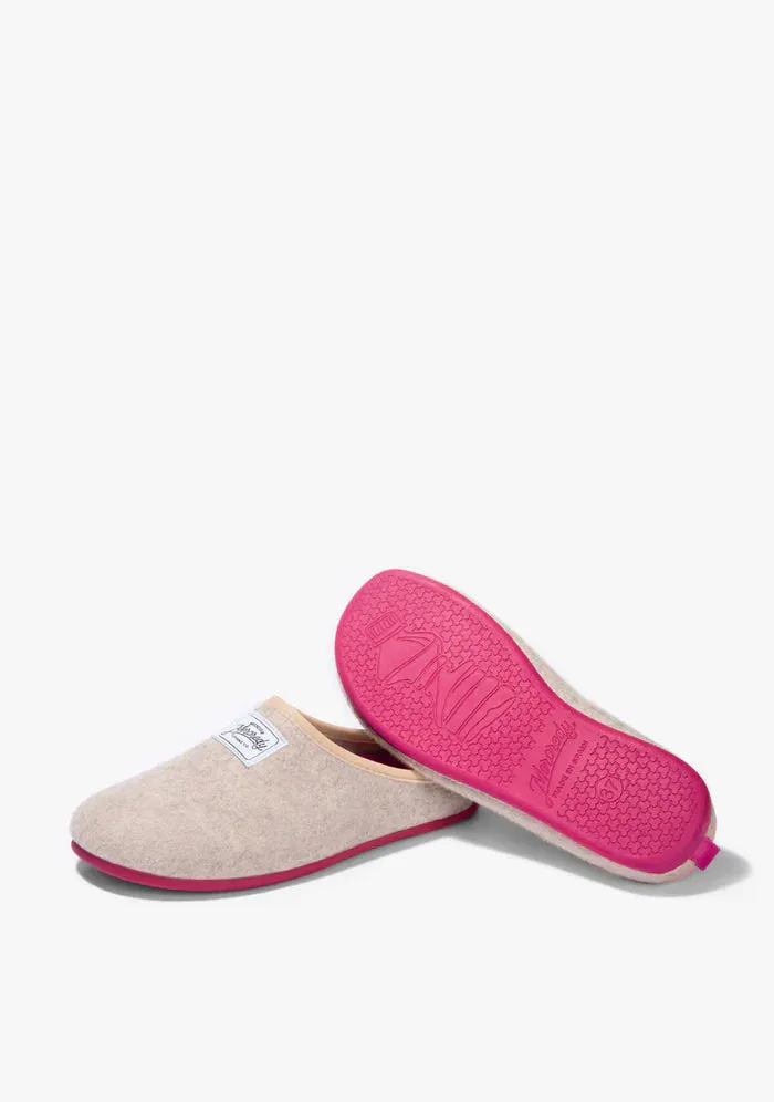 Mercredy Women's Slippers, White & Fuschia
