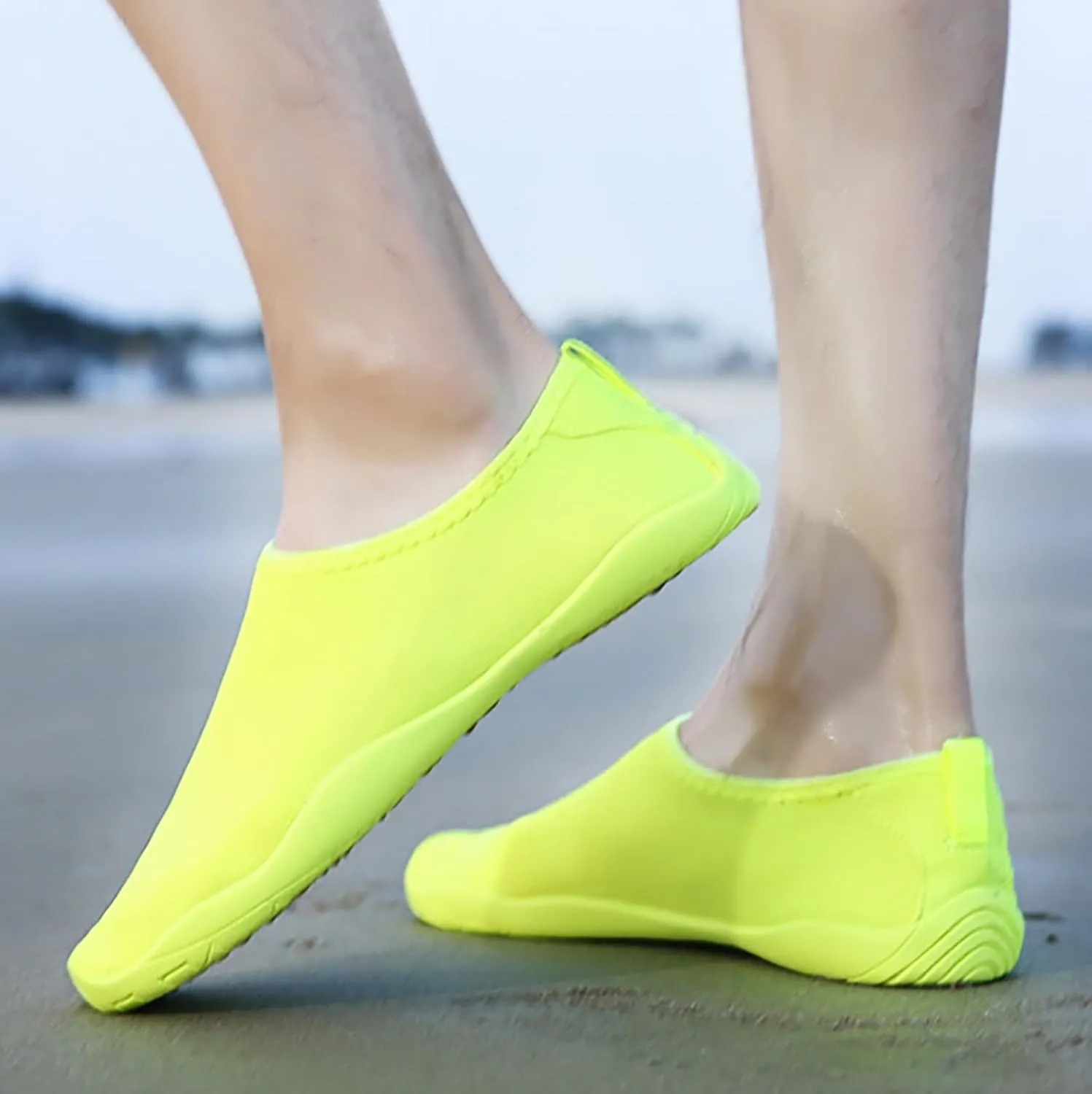 Water Shoes for Adults Quick Dry Barefoot Aqua Socks Swim Beach Surf Yoga Hiking Boating Non Slip Outdoor Sport Spring Shoe for Women 2025